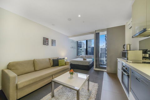 A Cozy & Comfy Studio Next To Southern Cross - Accommodation Cairns 0