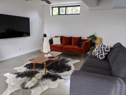 A Home Away From Home - Accommodation Cairns 0