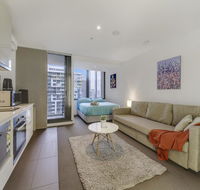 A Lovely Studio Next to Southern Cross - Accommodation Cairns
