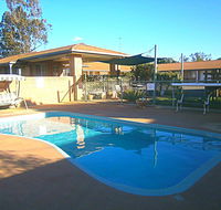 Aaron Inn Motel - Accommodation Cairns