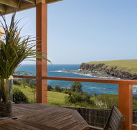 Absolute Oceanfront Cottage - Accommodation Cairns