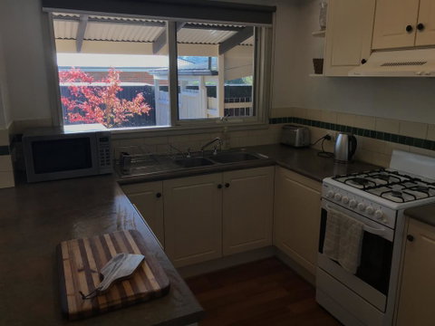Acacia House - Central Healesville - Yarra Valley - Accommodation Cairns 1