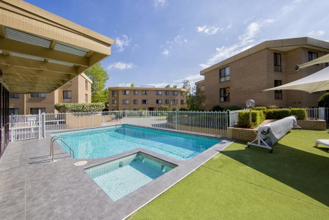 Accommodate Canberra - Kingston Court - Accommodation Cairns 1