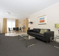 Accommodate Canberra - Kingston Court - Accommodation Cairns