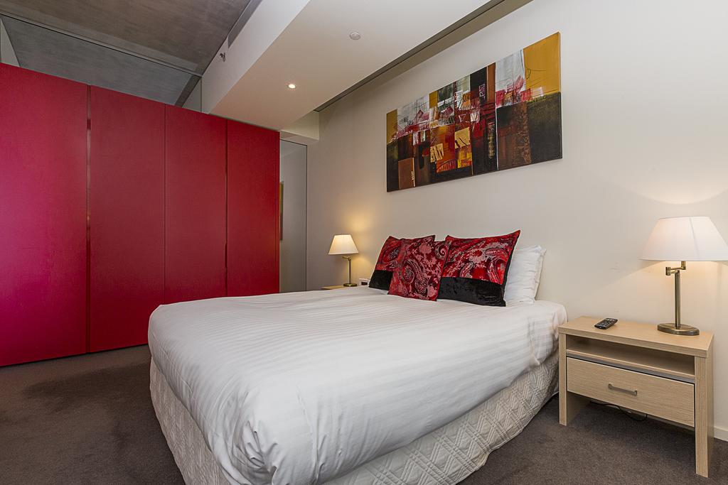 Canberra ACT Accommodation Cairns