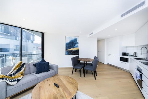 Accommodate Canberra - Northshore - Accommodation Cairns 1
