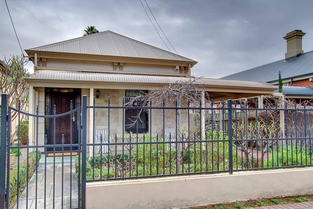 St Peters SA Accommodation Cairns