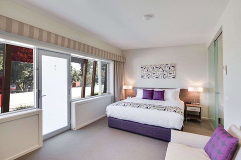 Drouin Motel - Accommodation Cairns 2