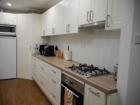 Easy Life In Picton - Accommodation Cairns 0