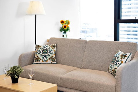 EPORO Tower Modern Apartments Melbourne Central CBD - Accommodation Cairns 2