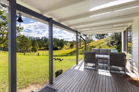Fiery, Cozy Starry Nights - Farm Stay! - Accommodation Cairns 1