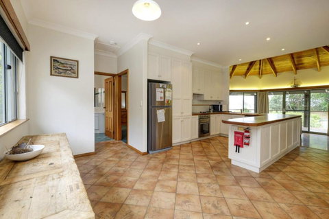 Far Shore - Accommodation Cairns 4