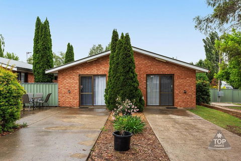 Fossicker Caravan Park - Accommodation Cairns 2