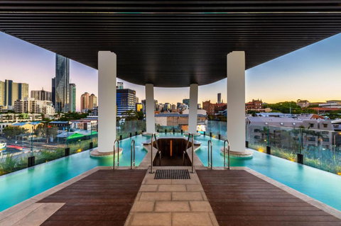 FV By Peppers - Accommodation Cairns 0