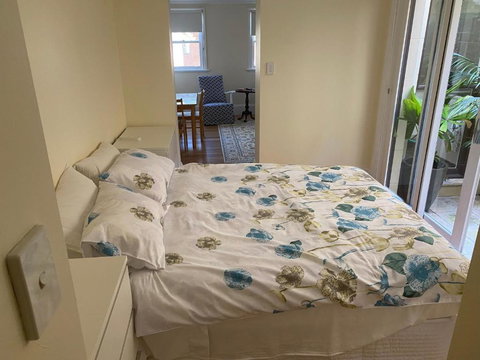 Garden Flat, NORTH SYDNEY - Accommodation Cairns 3