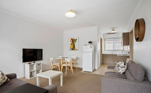 Geelong Serviced Apartments By Short & Long Stays - Accommodation Cairns 2