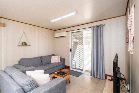 Getaway To Cabin 49 - Accommodation Cairns 2