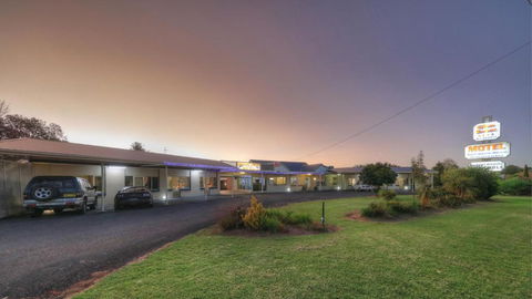 Glen Innes Motel - Accommodation Cairns 2