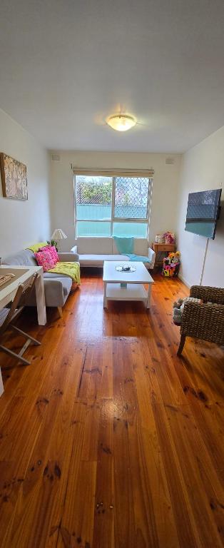 Glenelgs Hidden Gem - Accommodation Cairns 3