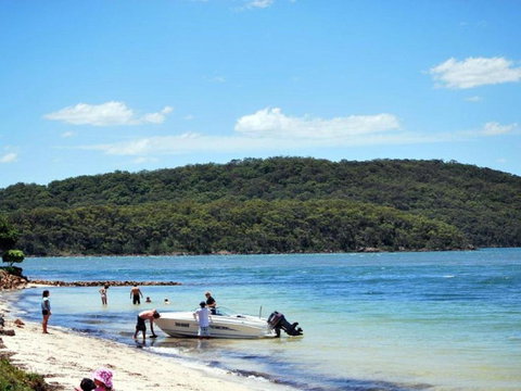 Harbourside 5 Ground Floor Waterfront Unit - Accommodation Cairns 1