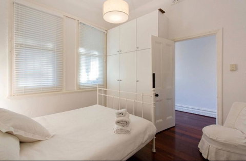 Gorgeous Subiaco Cottage - Accommodation Cairns 3