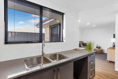 Guildford Family Hideaway - Accommodation Cairns 3
