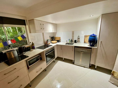 H2O Holiday Apartment Unit 14 - Accommodation Cairns 4