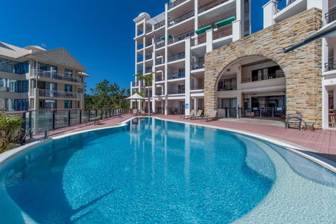 Harbour View Resort Stay 1512 - Accommodation Cairns 0