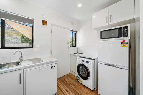 Harmony At Henley Beach - Accommodation Cairns 2