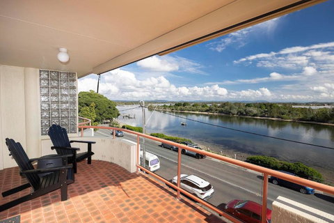 Haven Waters 8 - Accommodation Cairns 2