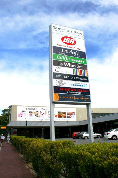 Hensman 5 - 1BRM Unit With Courtyard & Parking - Accommodation Cairns 3
