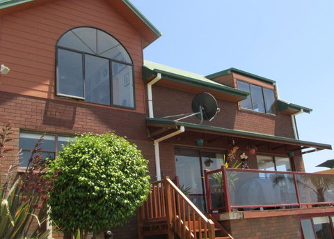 High On Penguin - Accommodation Cairns 3