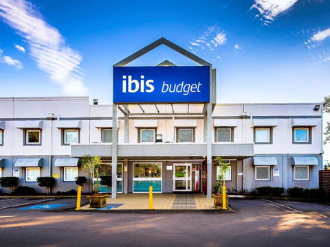 Ibis Budget - Newcastle - Accommodation Cairns 0