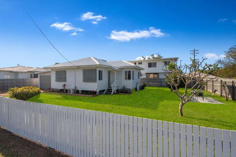 House On Halifax - Accommodation Cairns 0