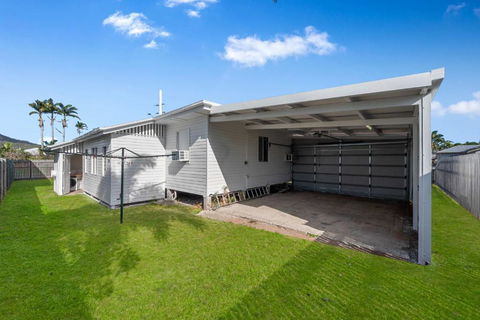 House On Halifax - Accommodation Cairns 3