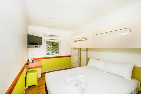 Imperial Motel Windsor - Accommodation Cairns 0