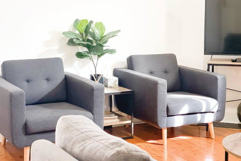 Illyari In Central Wagga - Accommodation Cairns 2