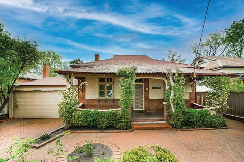 Illyari In Central Wagga - Accommodation Cairns 3