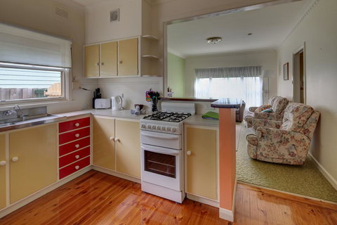 Aisling Cottage - Accommodation Cairns 2