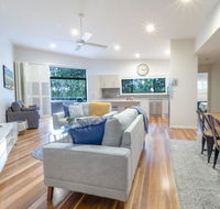 Ait Shona - Happy Place. Apt 10 Haven on the Park - Accommodation Cairns