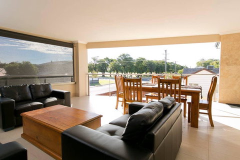 Alcedonia Retreat - Accommodation Cairns 1