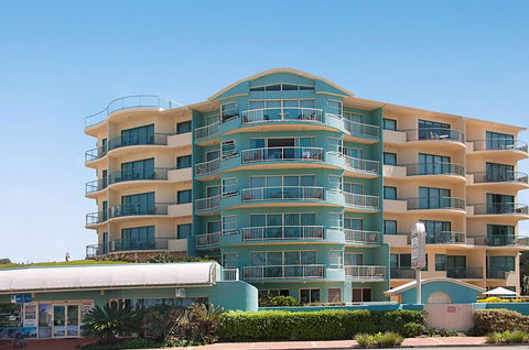 Alex Seaside Resort - Accommodation Cairns 0