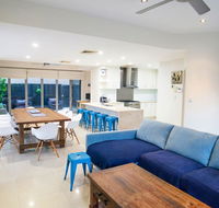 Alexandra Headland Luxury Townhouse - Accommodation Cairns