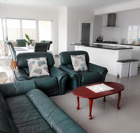 Alkimos Beach Retreat - Accommodation Cairns