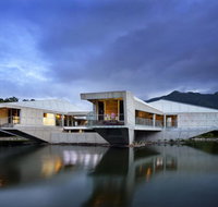 Alkira Award Winning Luxury Beachfront Rainforest Holiday House - Accommodation Cairns