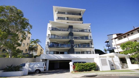 Amalfi Unit 11, - Above All Else - 50 King Street - Accommodation Cairns 0