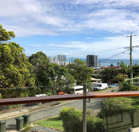 Amazing apartment ocean views and hot tub on balcony - Coolangatta - Accommodation Cairns