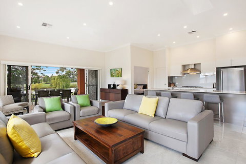 Amber Lakes - Accommodation Cairns 1