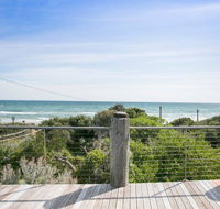 Anchor Beachfront Retreat - Accommodation Cairns