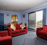 Anchorage 7 Beautifully Renovated Close to Rockpool - Accommodation Cairns